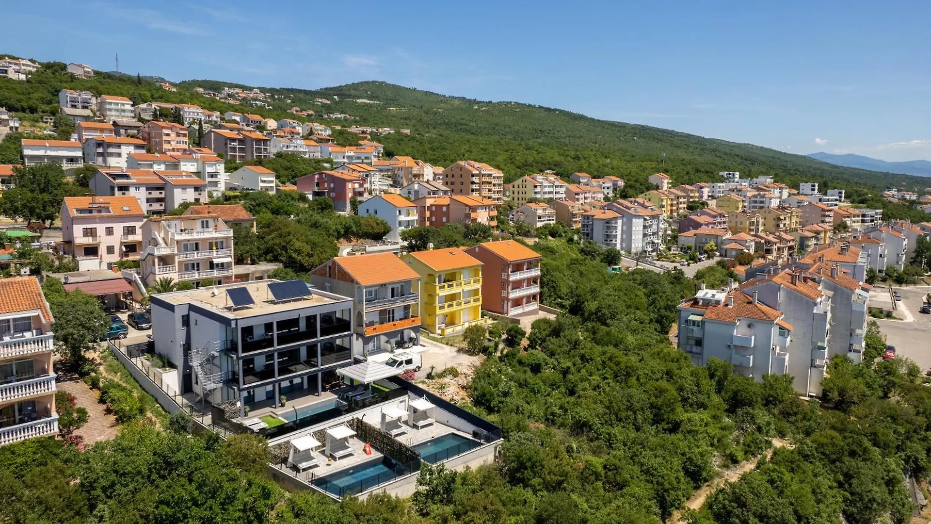 Complex Twins Villa Crikvenica