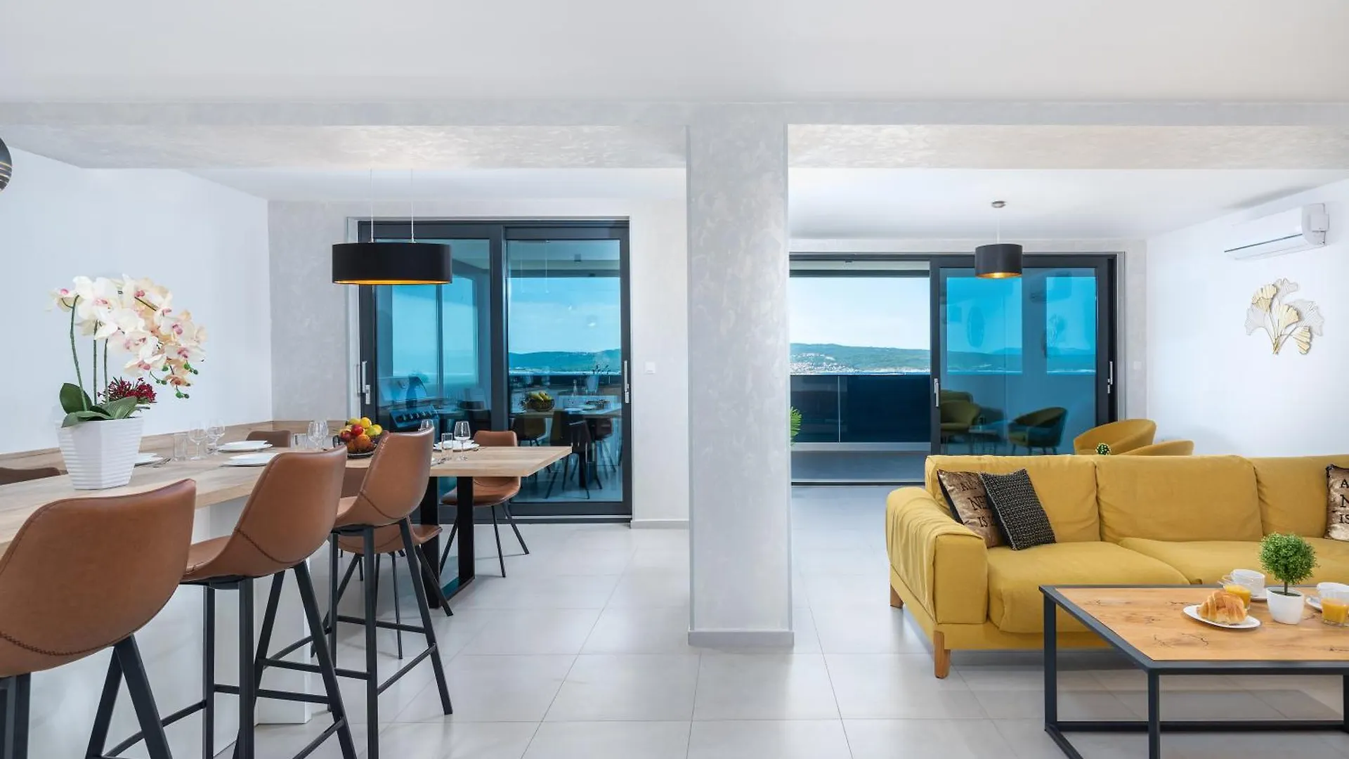 Complex Twins Villa Crikvenica 0*,  Croatia