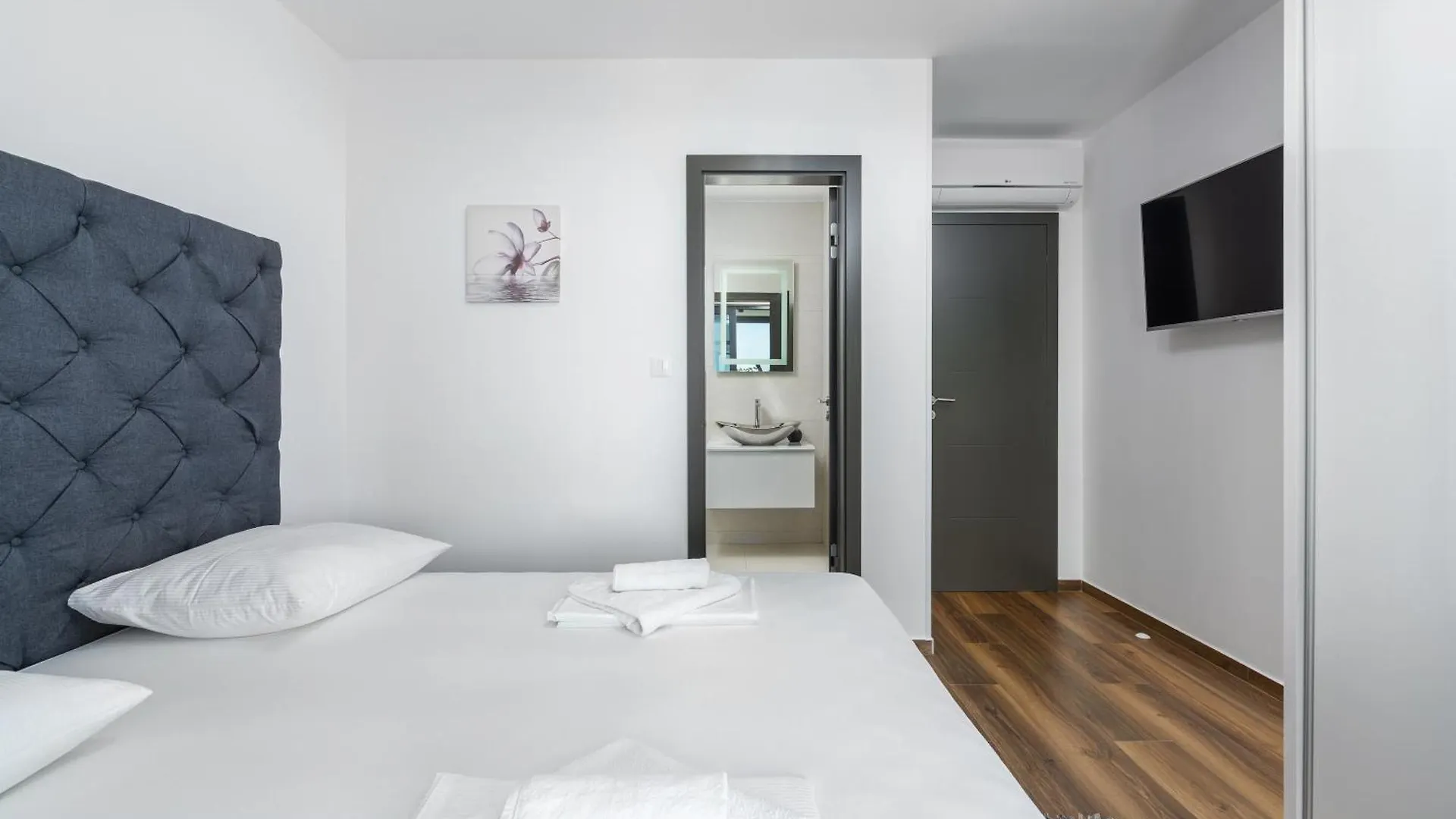 Complex Twins Villa Crikvenica