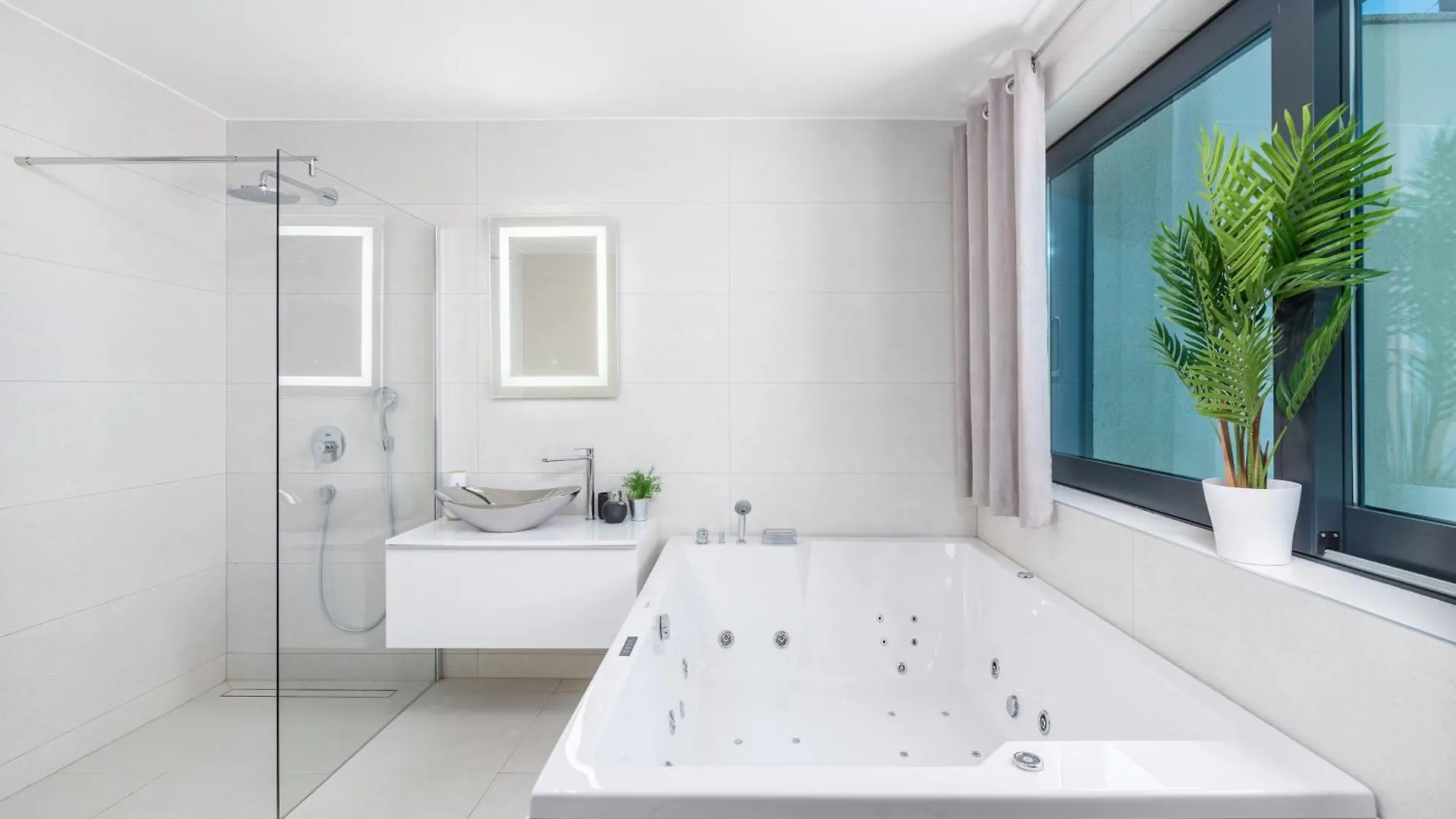 Complex Twins Villa Crikvenica