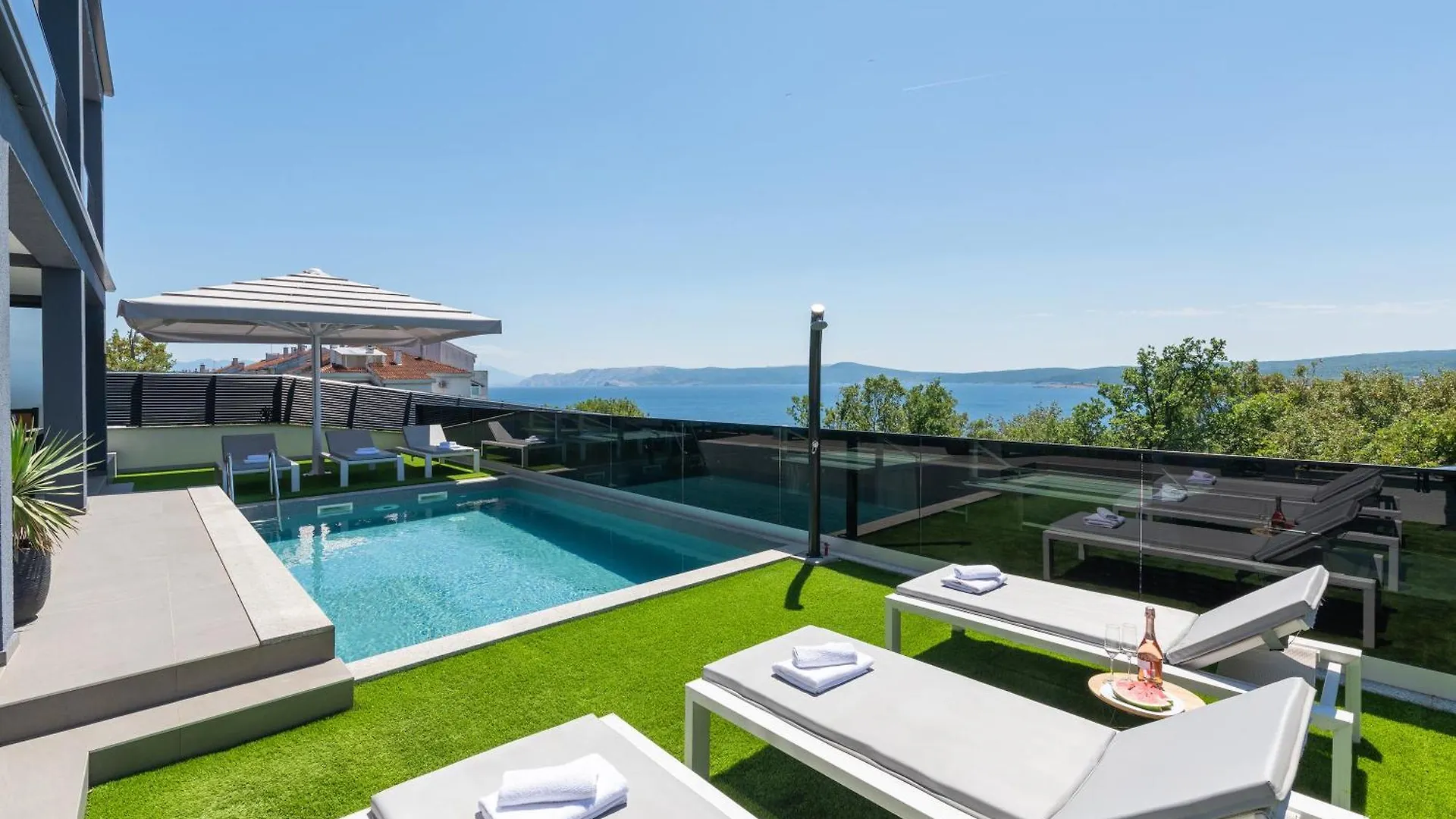 Complex Twins Villa Crikvenica